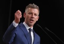 Венгрия готова снять вето с открытия двух кластеров переговоров Украины с ЕС, — FT