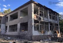 Два человека ранены в результате российских обстрелов Запорожского района