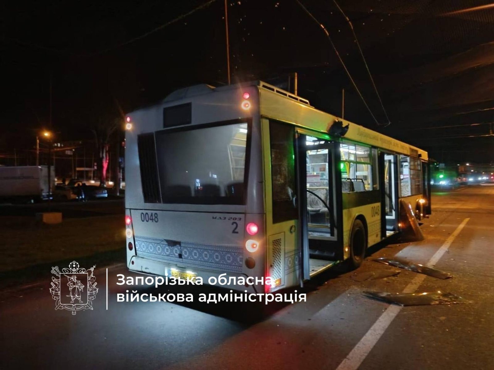 В Запорожье российский FPV-дрон атаковал муниципальный автобус