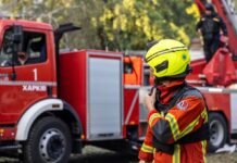 Россияне атаковали Харьков КАБами: есть погибшие, 39 человек ранены
