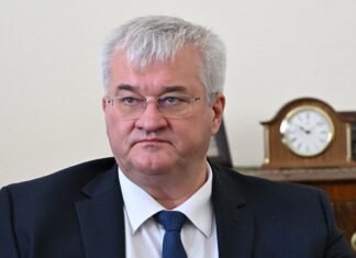 Сибига: Западные санкции должны «разрывать» экономику РФ