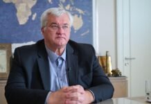 Украина продолжит движение в ЕС. Венгрия сняла вето еще с 2 кластеров