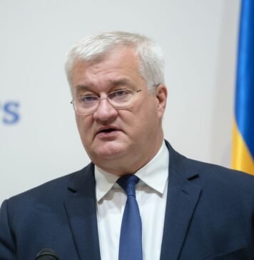 Сибига рассказал, когда Зеленский может встретиться с Мадяром