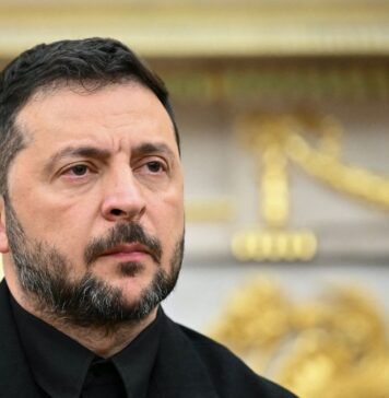 Зеленский объяснил, собирается ли уходить в отставку