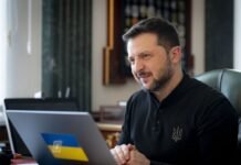Зеленский ответил улыбкой на вопрос о роли «козла отпущения» для Трампа